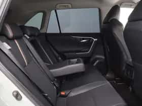 Toyota RAV4 (2023) thumbnail 41