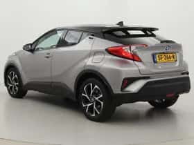 Toyota C-HR (2017) thumbnail 4