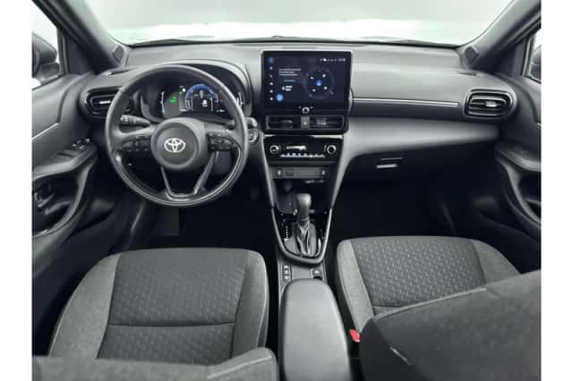 Toyota Yaris Cross (2025) thumbnail 2