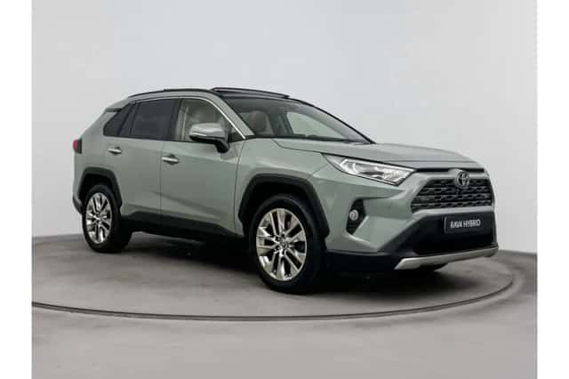 Toyota RAV4 (2019) thumbnail 1