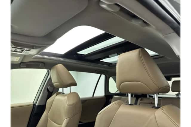 Toyota RAV4 (2019) thumbnail 5
