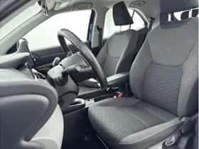Toyota Yaris Cross (2021) thumbnail 8