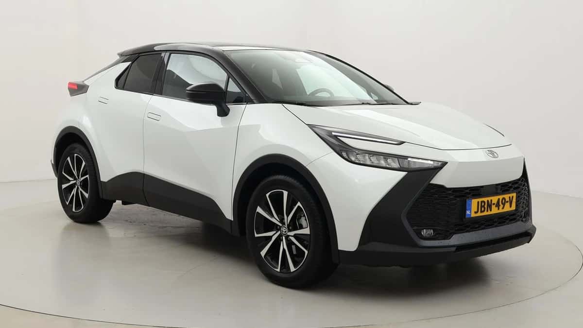 Toyota C-HR (2025) — foto 1