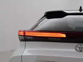 Toyota C-HR (2025) thumbnail 12