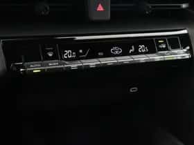 Toyota C-HR (2025) thumbnail 26