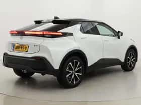Toyota C-HR (2025) thumbnail 33