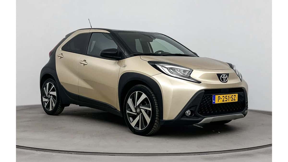 Toyota Aygo X (2022) — foto 1