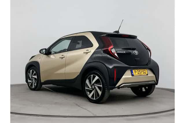 Toyota Aygo X (2022) thumbnail 4