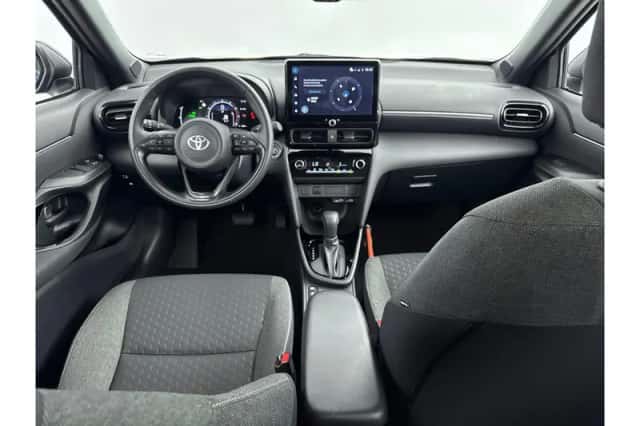 Toyota Yaris Cross (2025) thumbnail 2