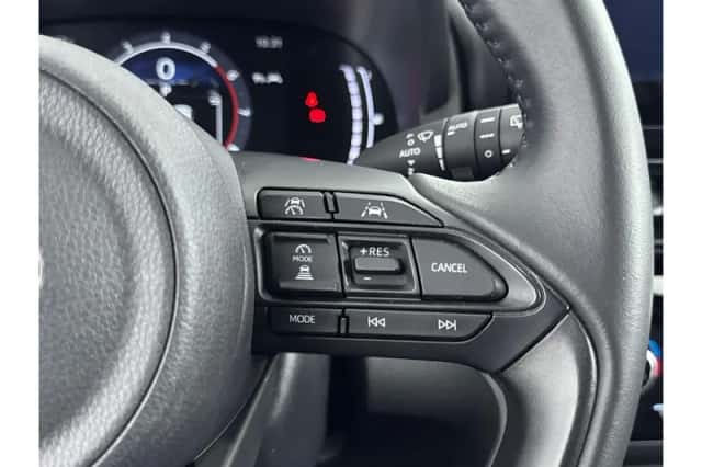 Toyota Yaris Cross (2025) thumbnail 6