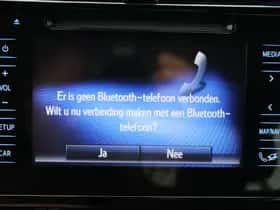 Toyota Prius (2016) thumbnail 17