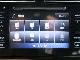 Toyota Prius (2016) thumbnail 18