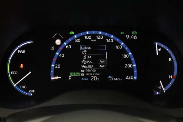 Toyota Yaris Cross (2022) thumbnail 3