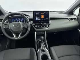 Toyota Corolla (2025) thumbnail 2