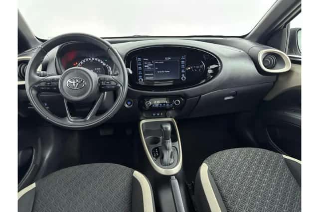 Toyota Aygo X (2022) thumbnail 2