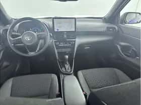 Toyota Yaris Cross (2025) thumbnail 2