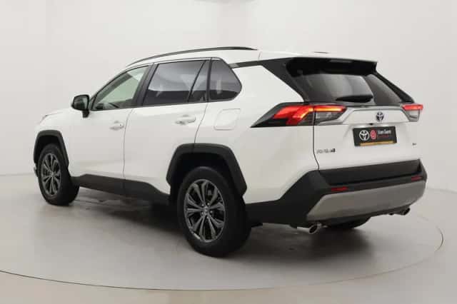 Toyota RAV4 (2026) thumbnail 4