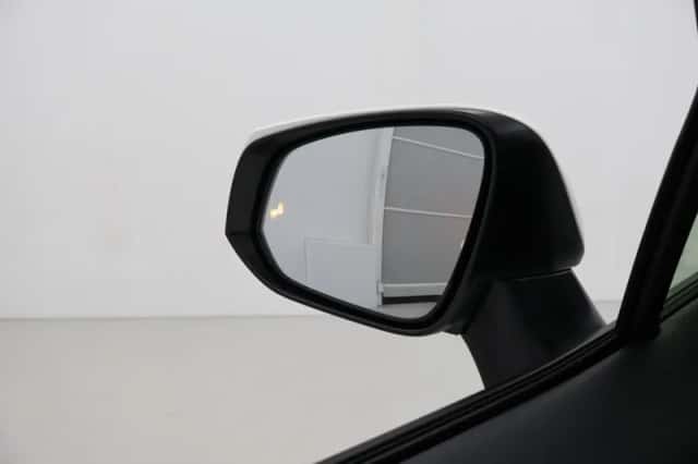 Toyota RAV4 (2026) thumbnail 5