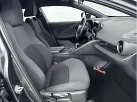 Toyota C-HR (2025) thumbnail 24