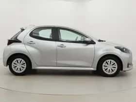 Toyota Yaris (2023) thumbnail 16