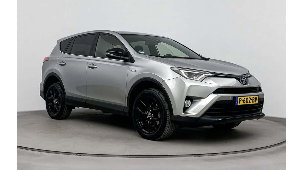 Toyota RAV4 (2018) — foto 1