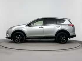 Toyota RAV4 (2018) thumbnail 13