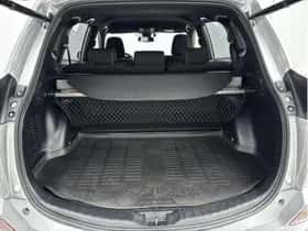 Toyota RAV4 (2018) thumbnail 23