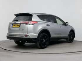 Toyota RAV4 (2018) thumbnail 25