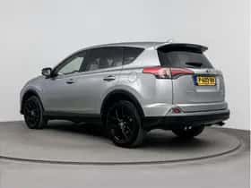 Toyota RAV4 (2018) thumbnail 4