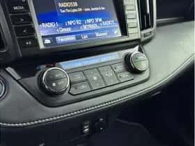 Toyota RAV4 (2018) thumbnail 8