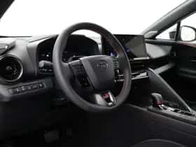 Toyota C-HR (2026) thumbnail 2
