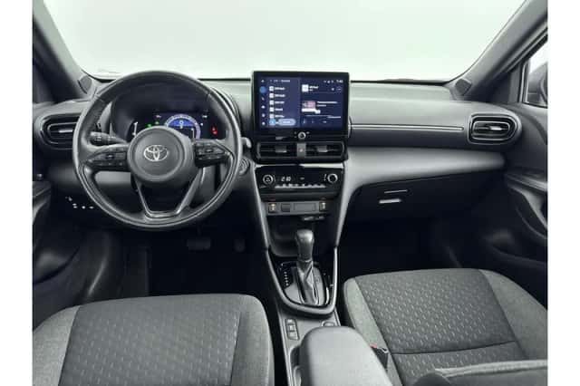 Toyota Yaris Cross (2025) thumbnail 2