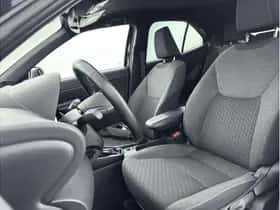 Toyota Yaris Cross (2025) thumbnail 9
