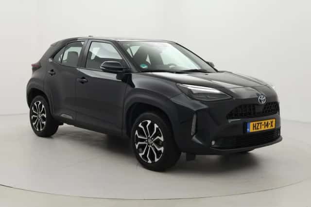 Toyota Yaris Cross (2024) thumbnail 1