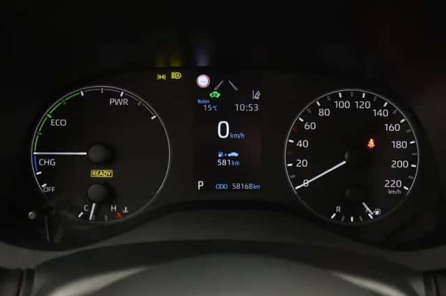 Toyota Yaris (2023) thumbnail 3