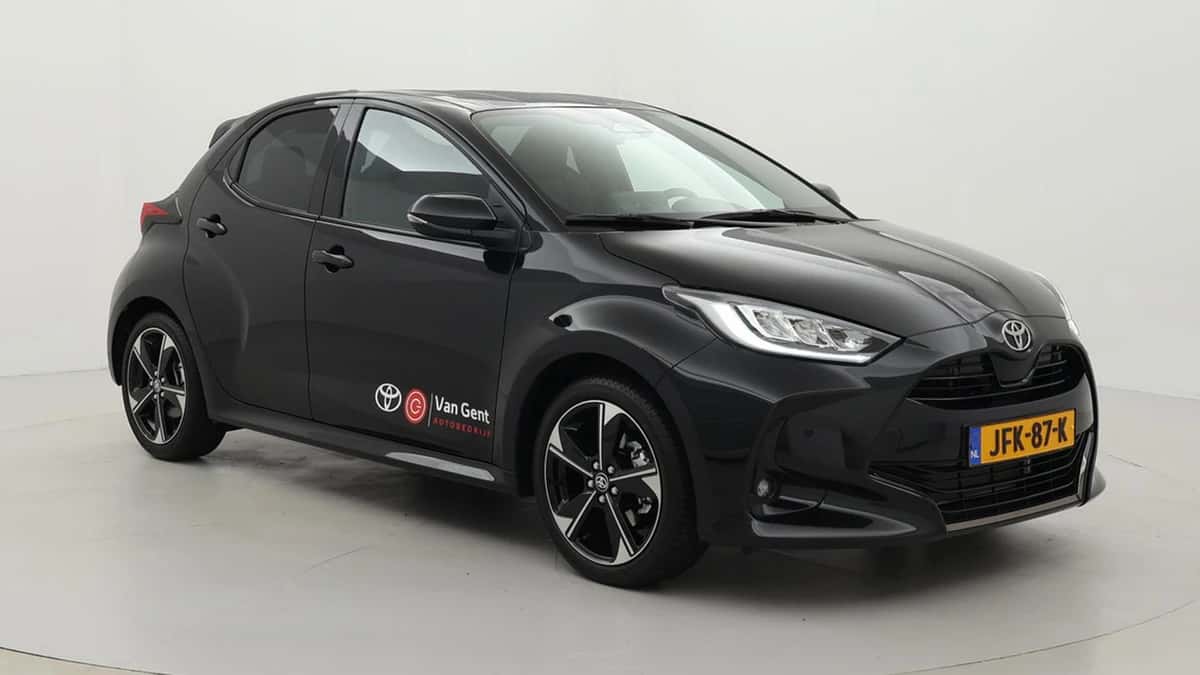 Toyota Yaris (2025) — foto 1