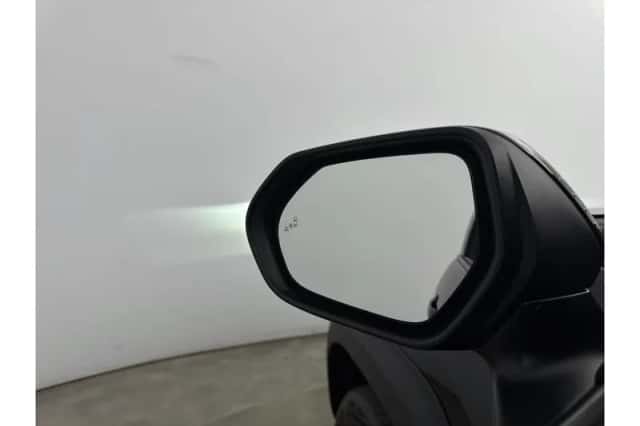 Toyota Yaris Cross (2025) thumbnail 5