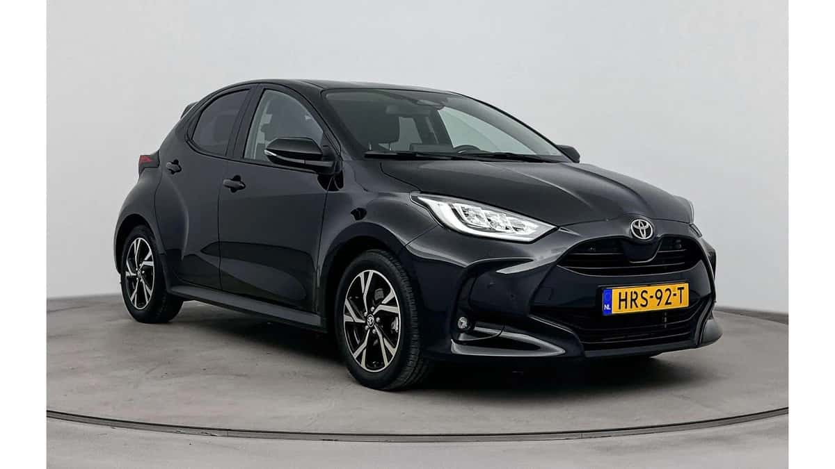 Toyota Yaris (2025) — foto 1