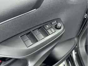 Toyota Yaris (2025) thumbnail 14