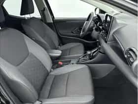Toyota Yaris (2025) thumbnail 23