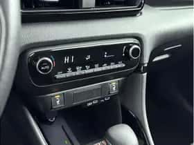 Toyota Yaris (2025) thumbnail 6