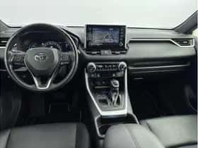 Toyota RAV4 (2019) thumbnail 2
