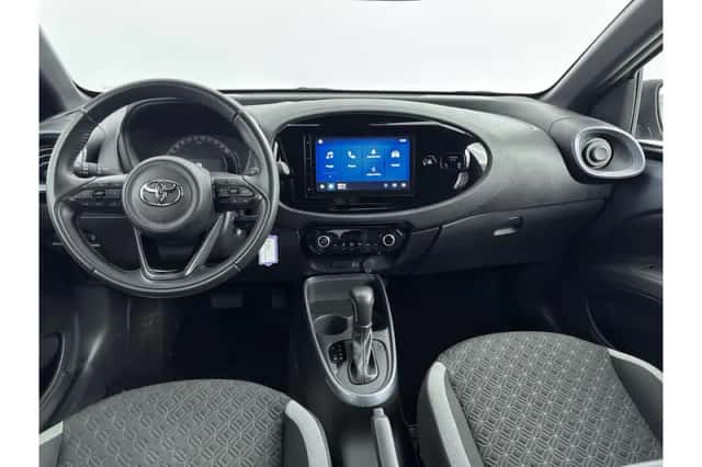 Toyota Aygo X (2025) thumbnail 2