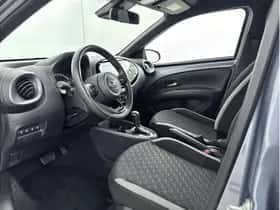 Toyota Aygo X (2025) thumbnail 15