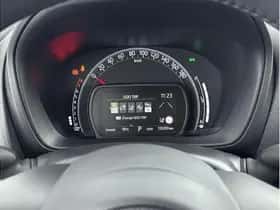 Toyota Aygo X (2025) thumbnail 3
