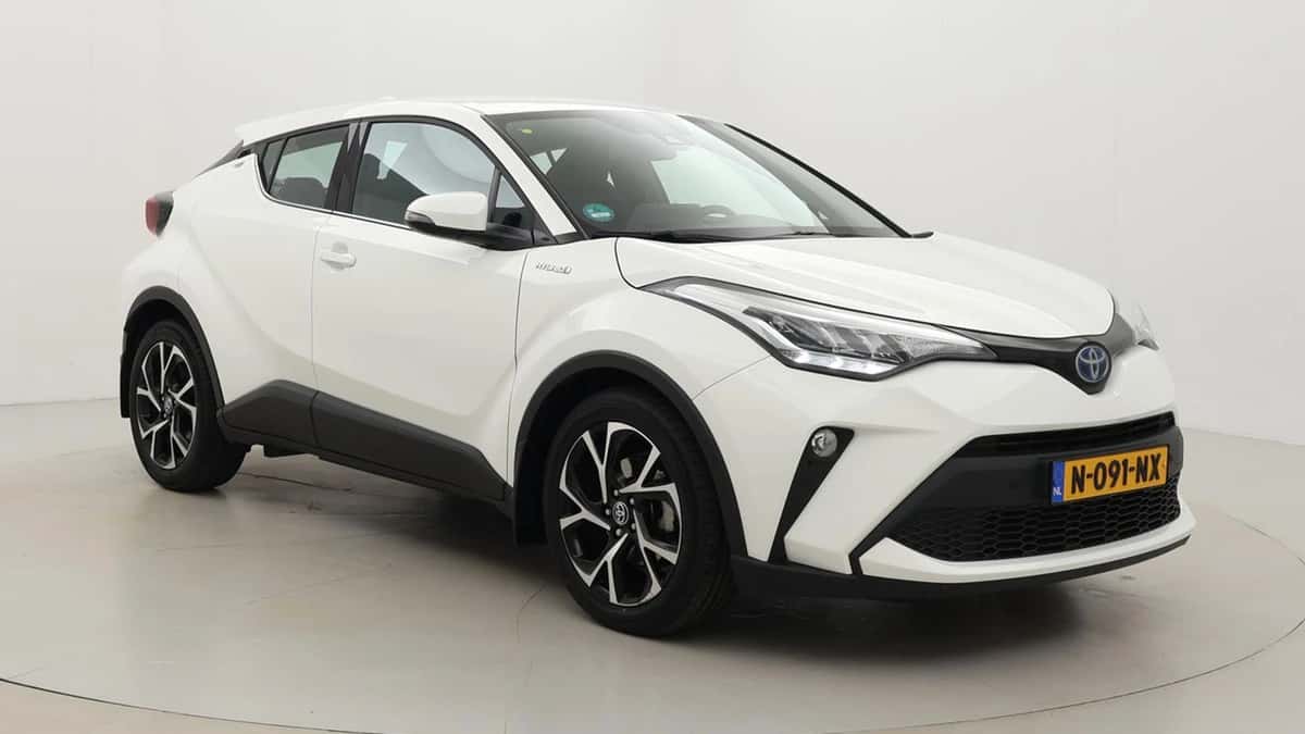 Toyota C-HR (2021) — foto 1