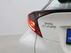 Toyota C-HR (2021) thumbnail 15