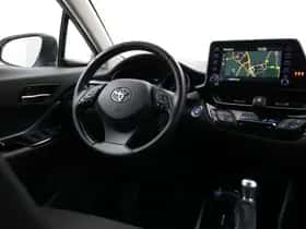 Toyota C-HR (2021) thumbnail 26