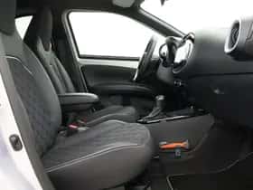 Toyota Aygo X (2025) thumbnail 34