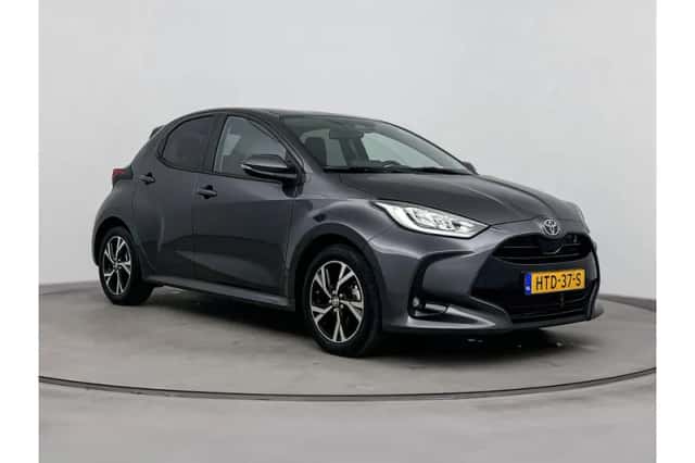 Toyota Yaris (2025) thumbnail 1